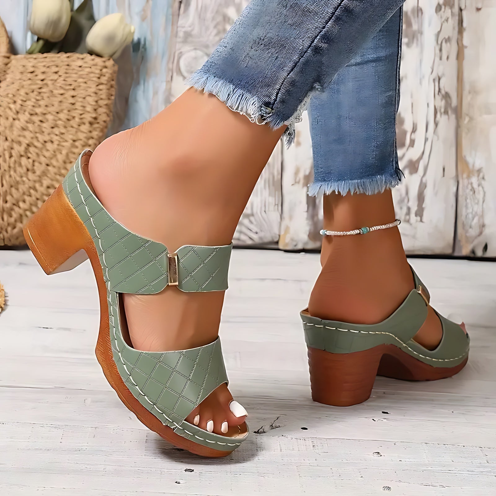 Lola – Metallic Ankle Strap Block Heel Sandals