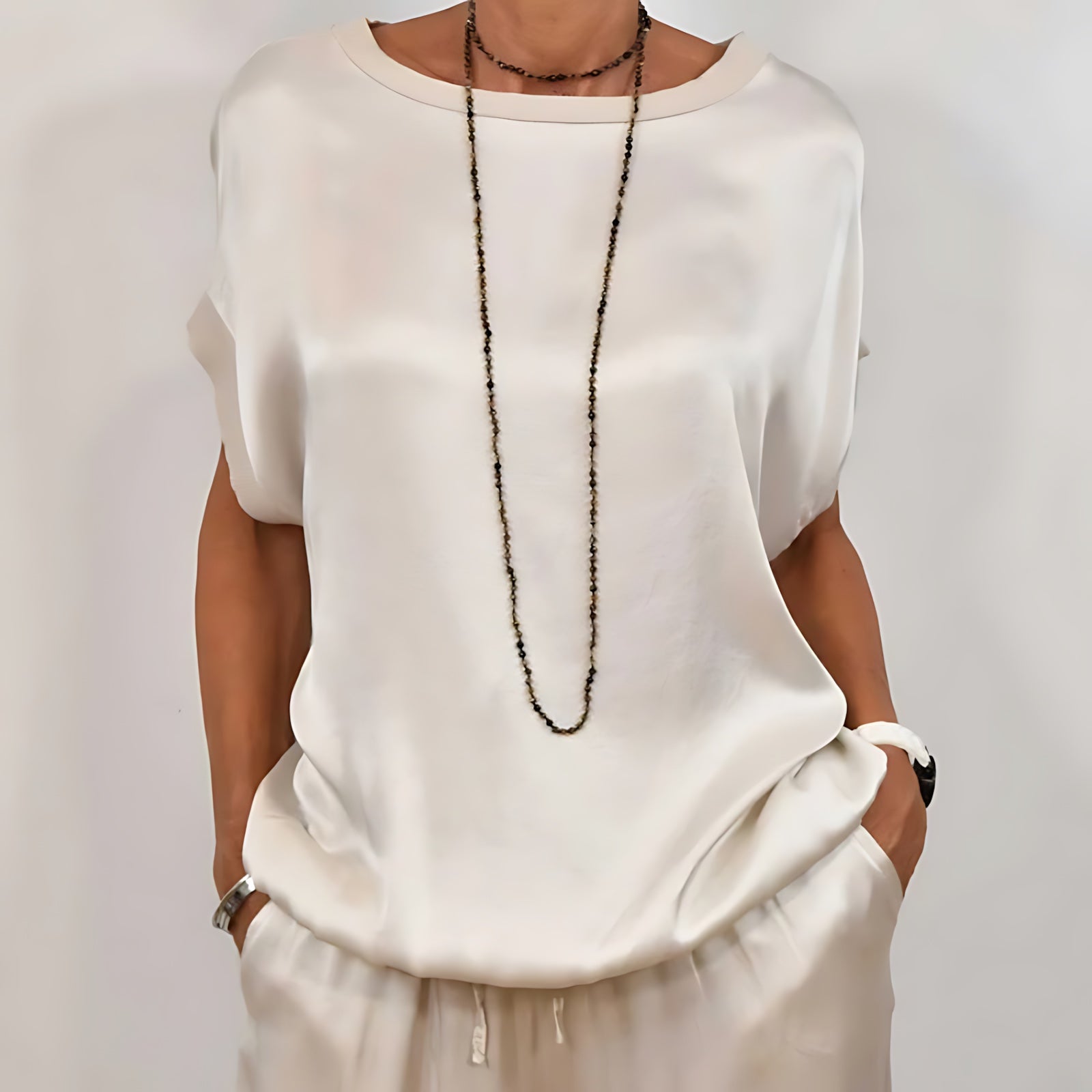Lola – Satin Short Sleeve Top and Wide Leg Pants Set