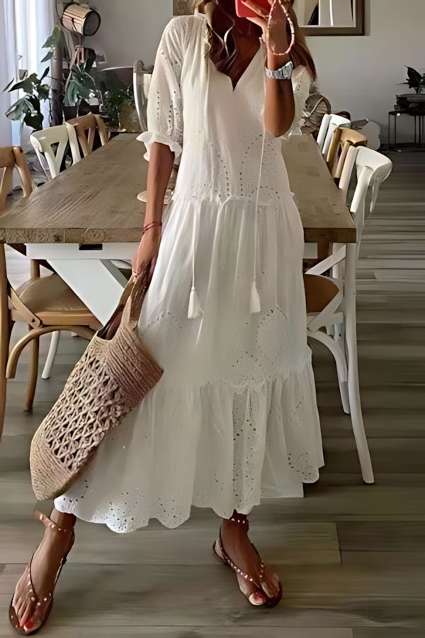 Madelyn – Floral Print V Neck Tassel Boho Maxi Dress