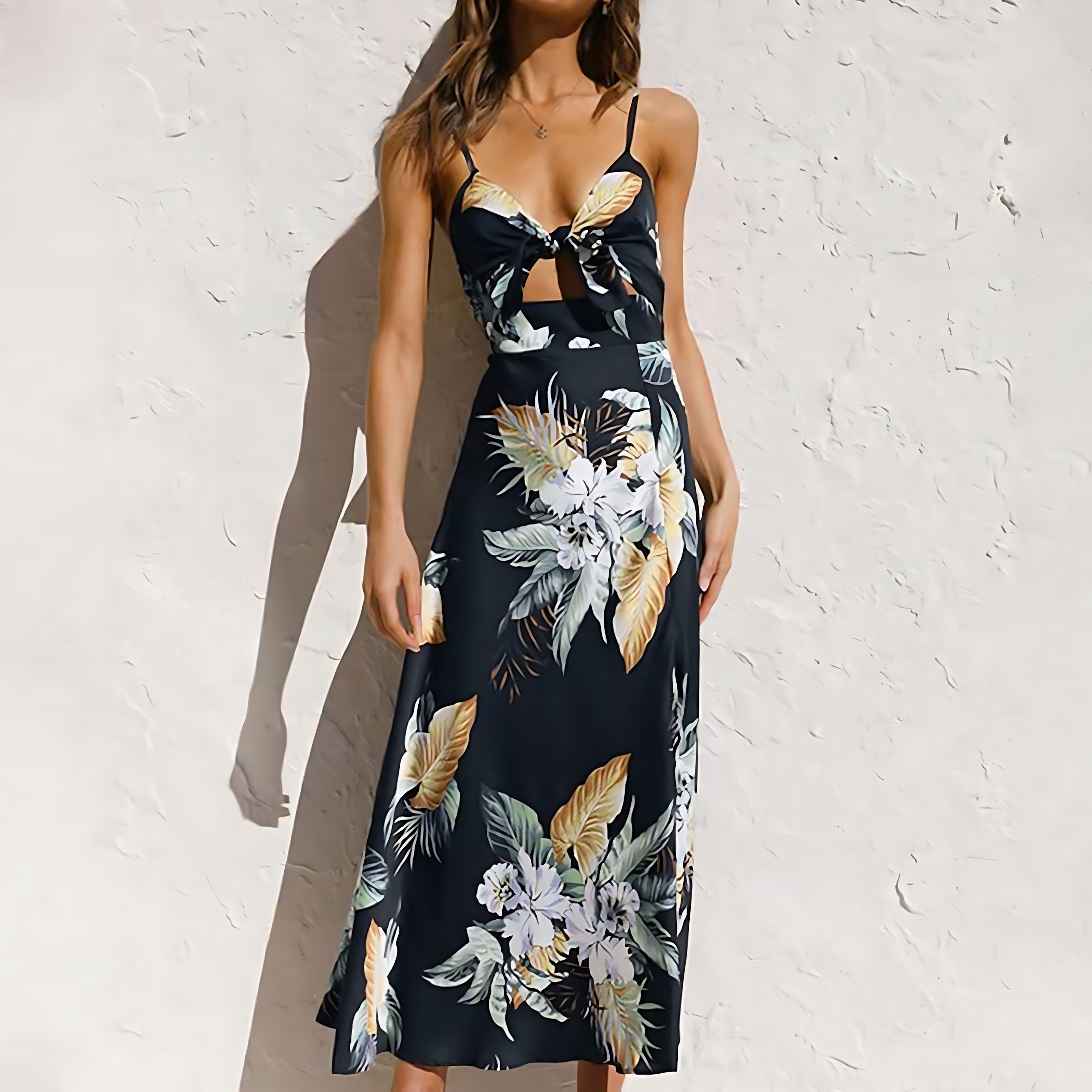 Maggie – Floral Print Cutout Vacation Maxi Dress