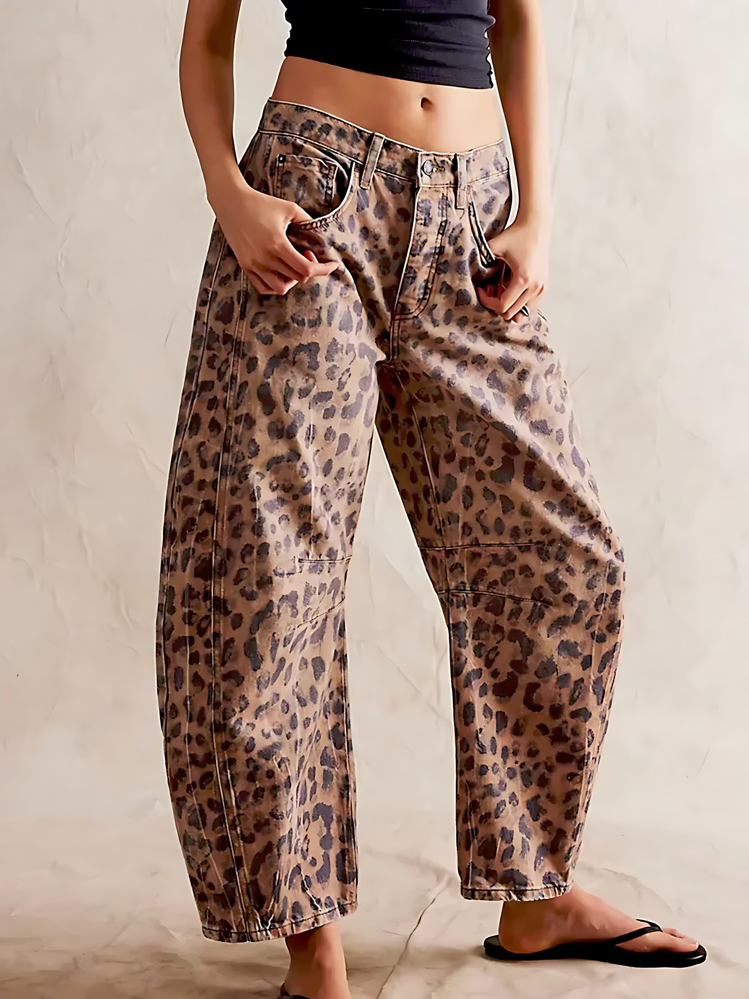 Maggie – Leopard Print Barrel Leg Jeans