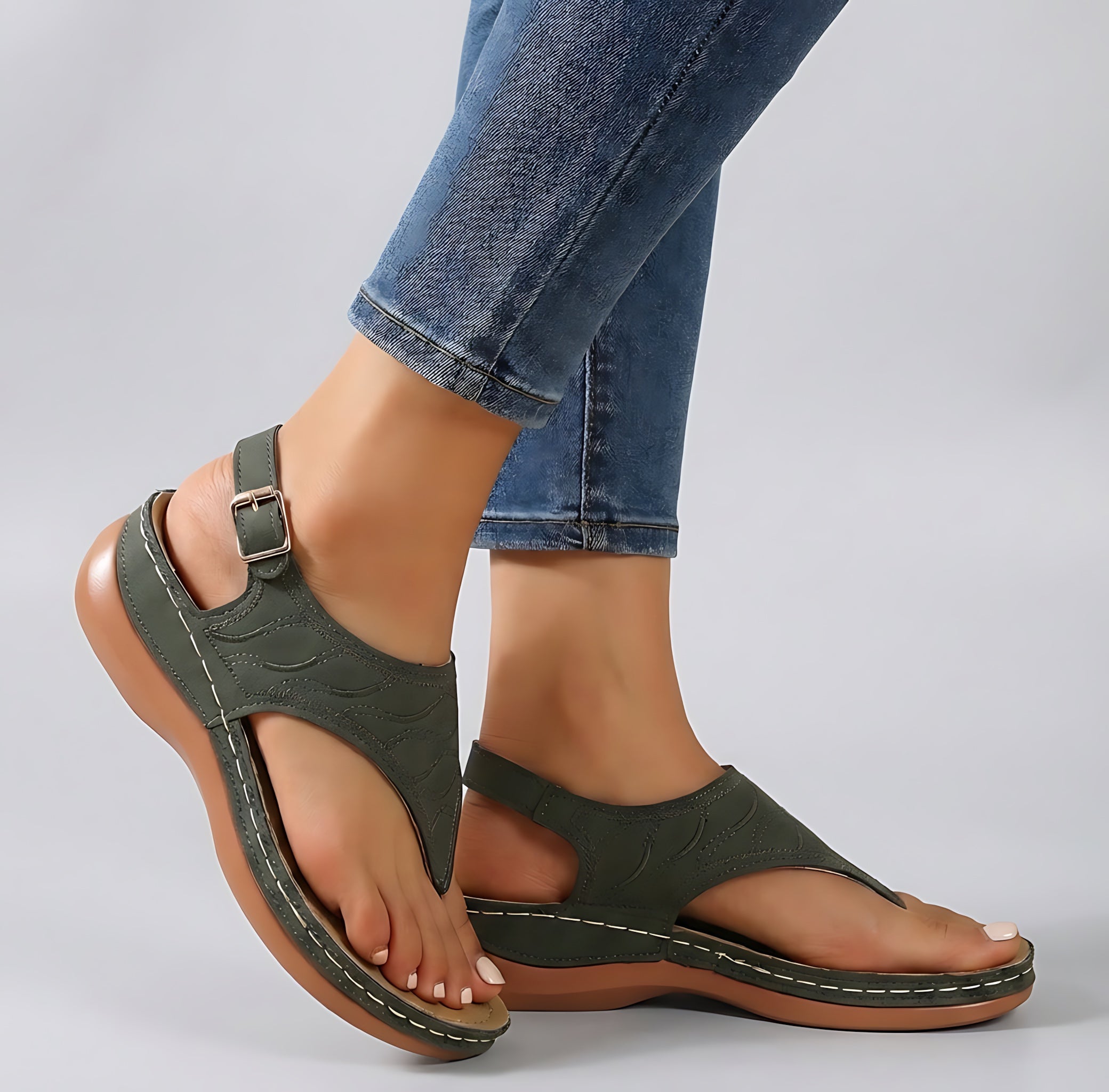 Marlowe – Toe Post Cutout Low Wedge Sandals