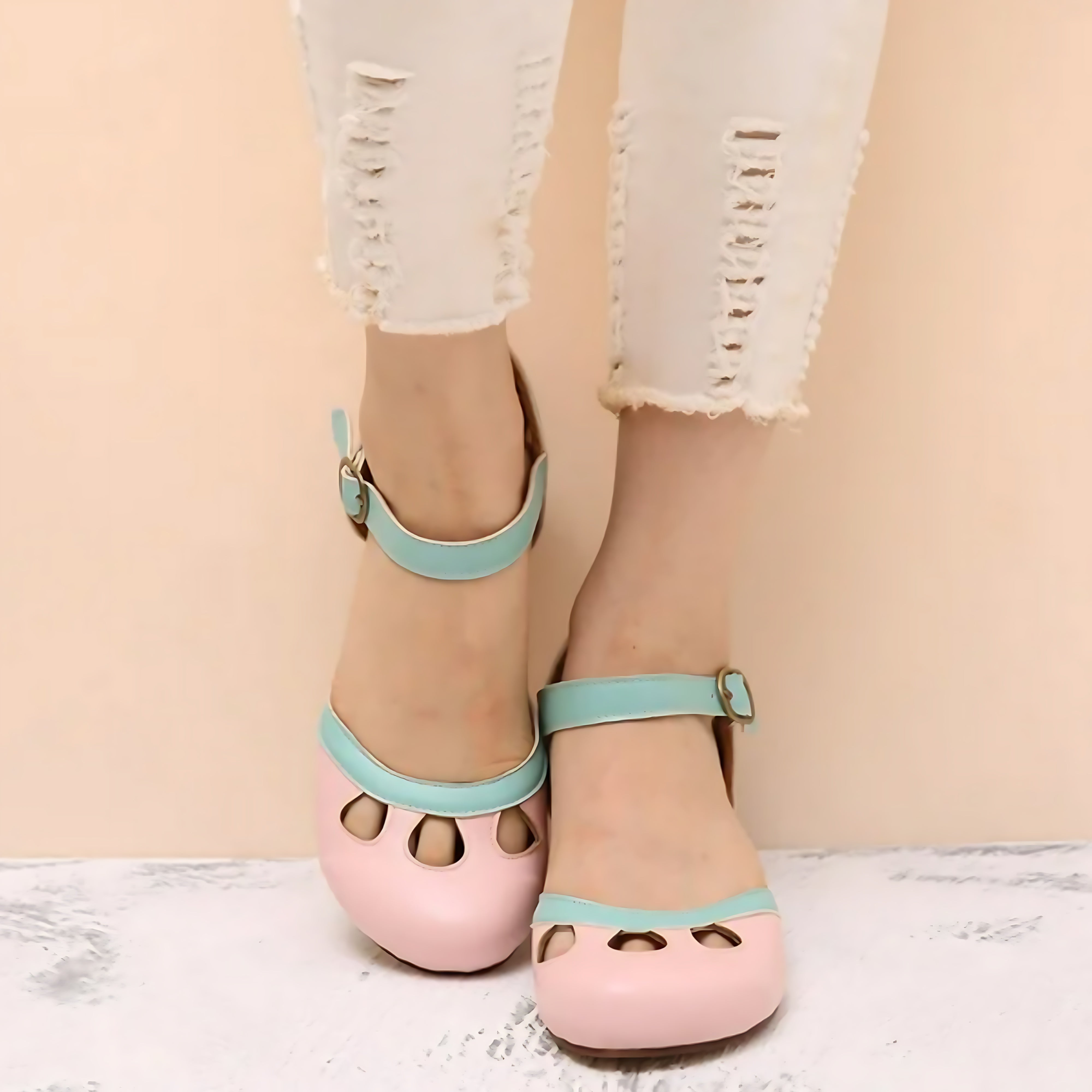 Matilda – Cutout Mary Jane Block Heels