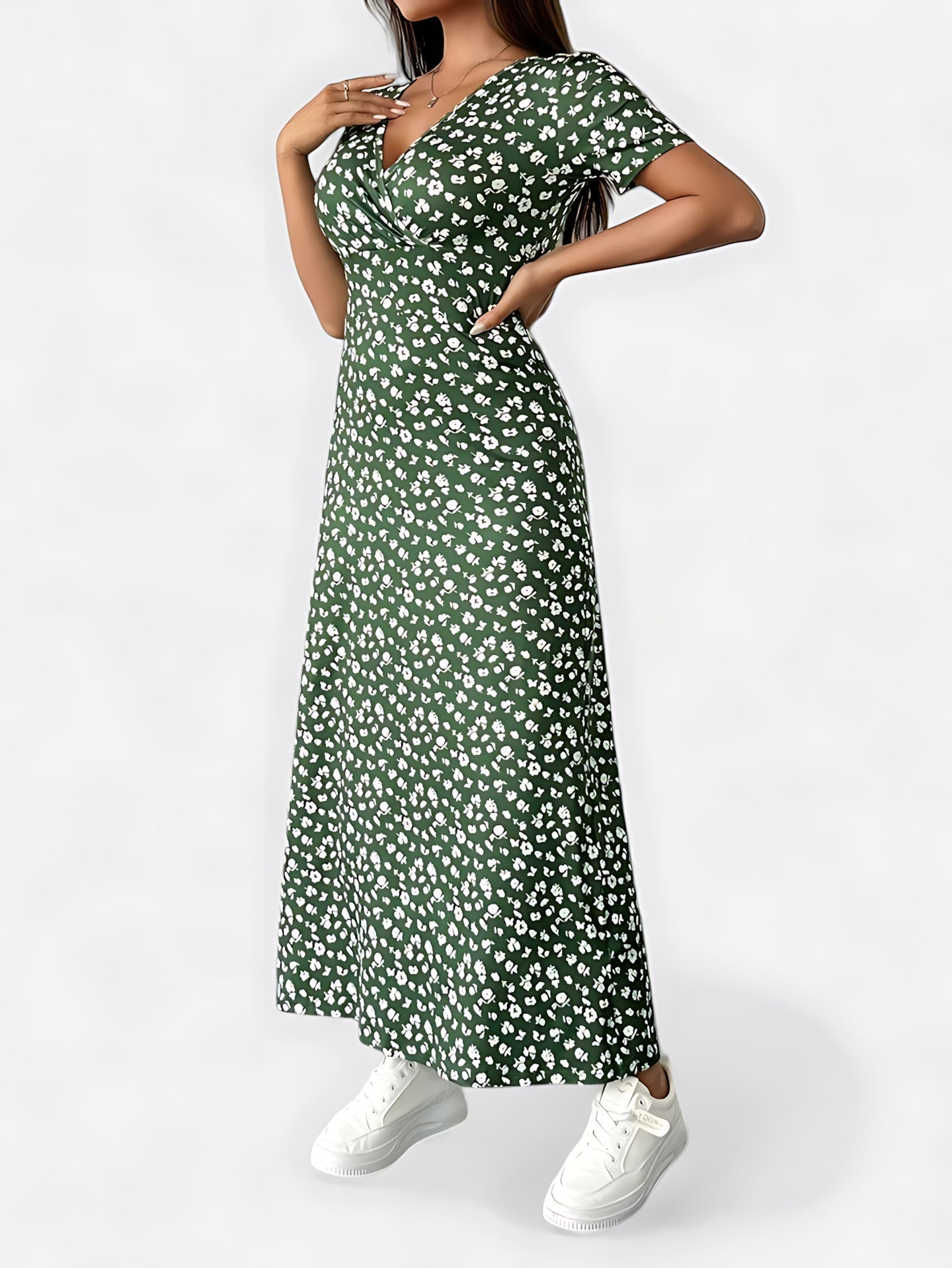 Millie – Ditsy Floral V Neck Short Sleeve Maxi Dress