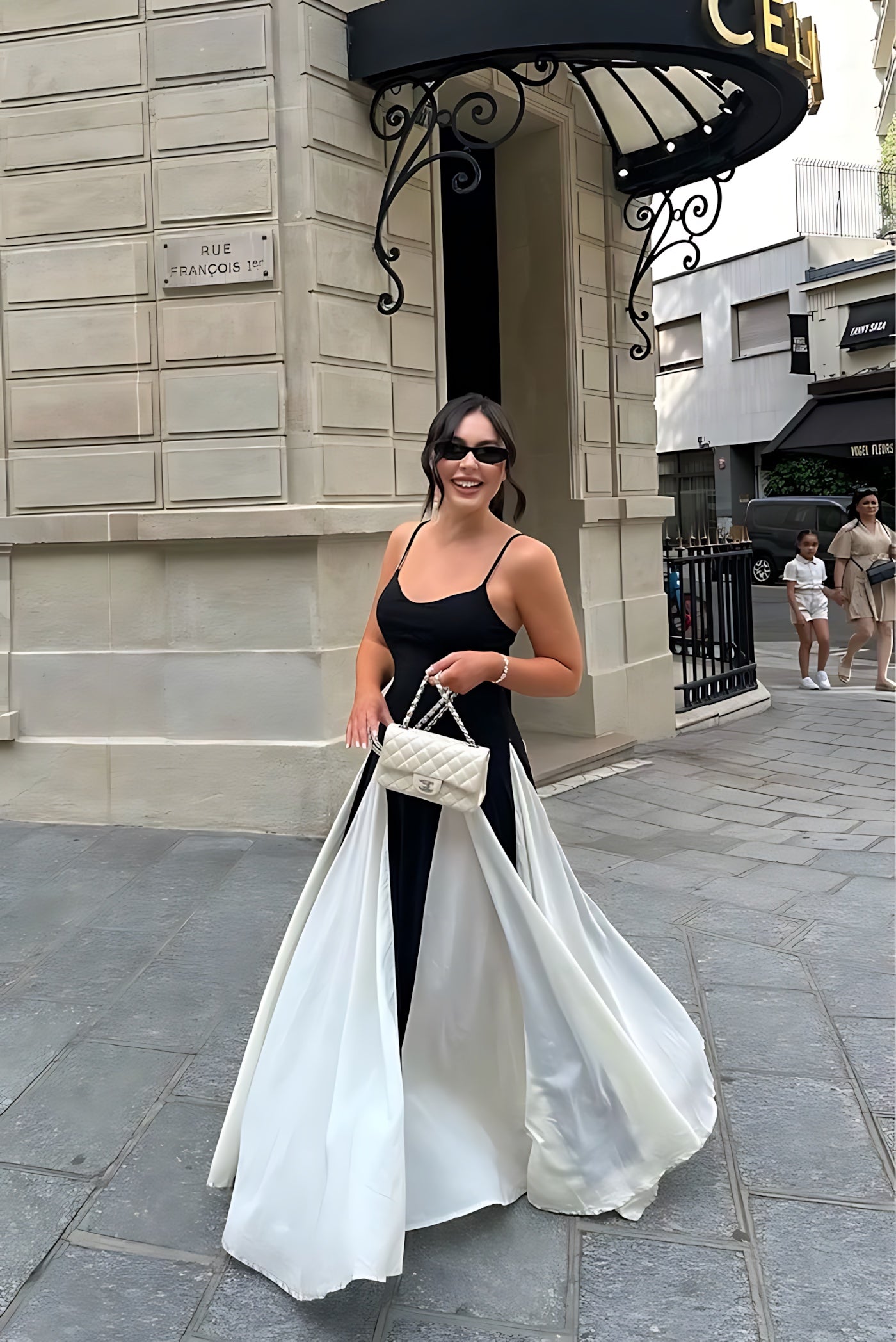 Naomi – Colorblock Sweetheart Evening Maxi Dress
