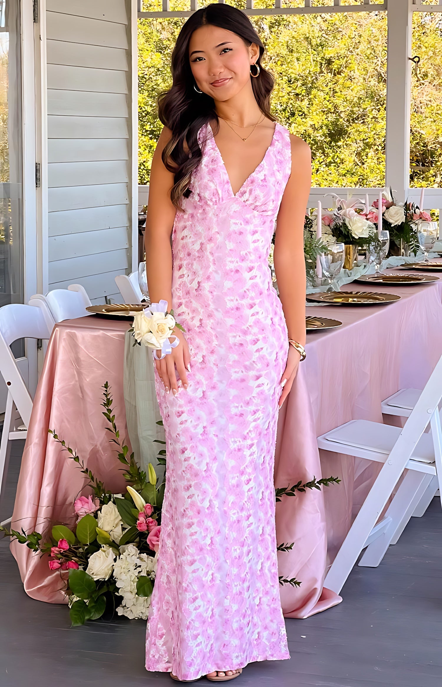 Octavia – Floral V Neck Wedding Guest Maxi Dress