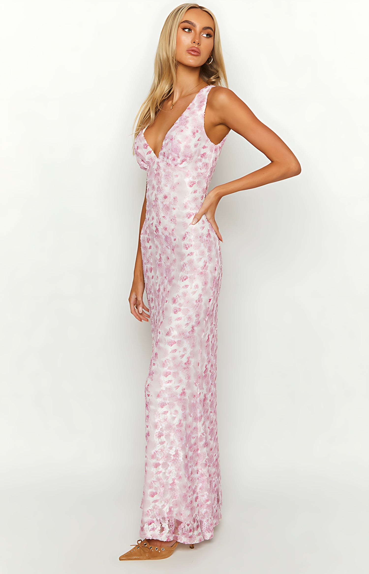 Octavia – Floral V Neck Wedding Guest Maxi Dress