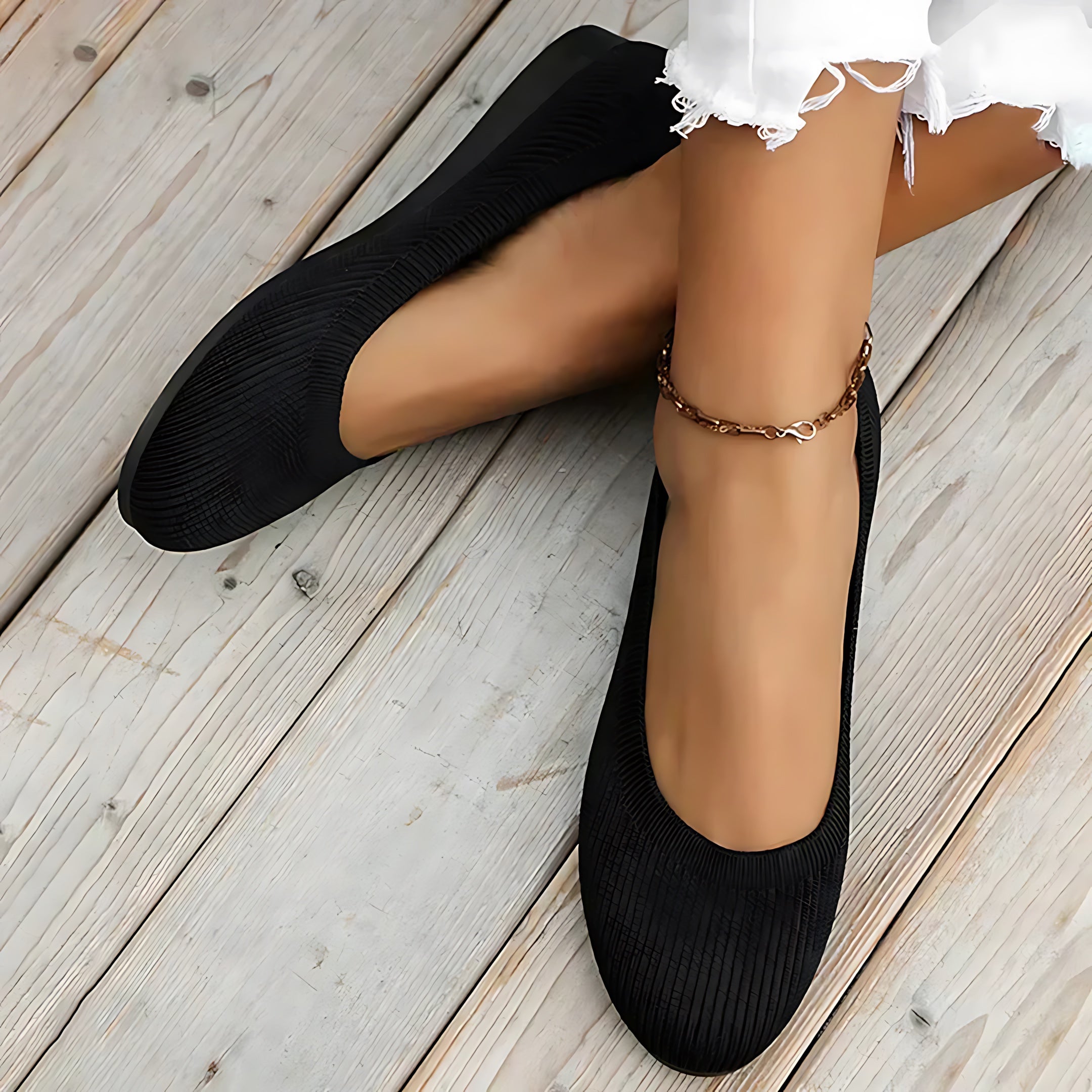 Penelope – Slip On Almond Toe Ballet Flats