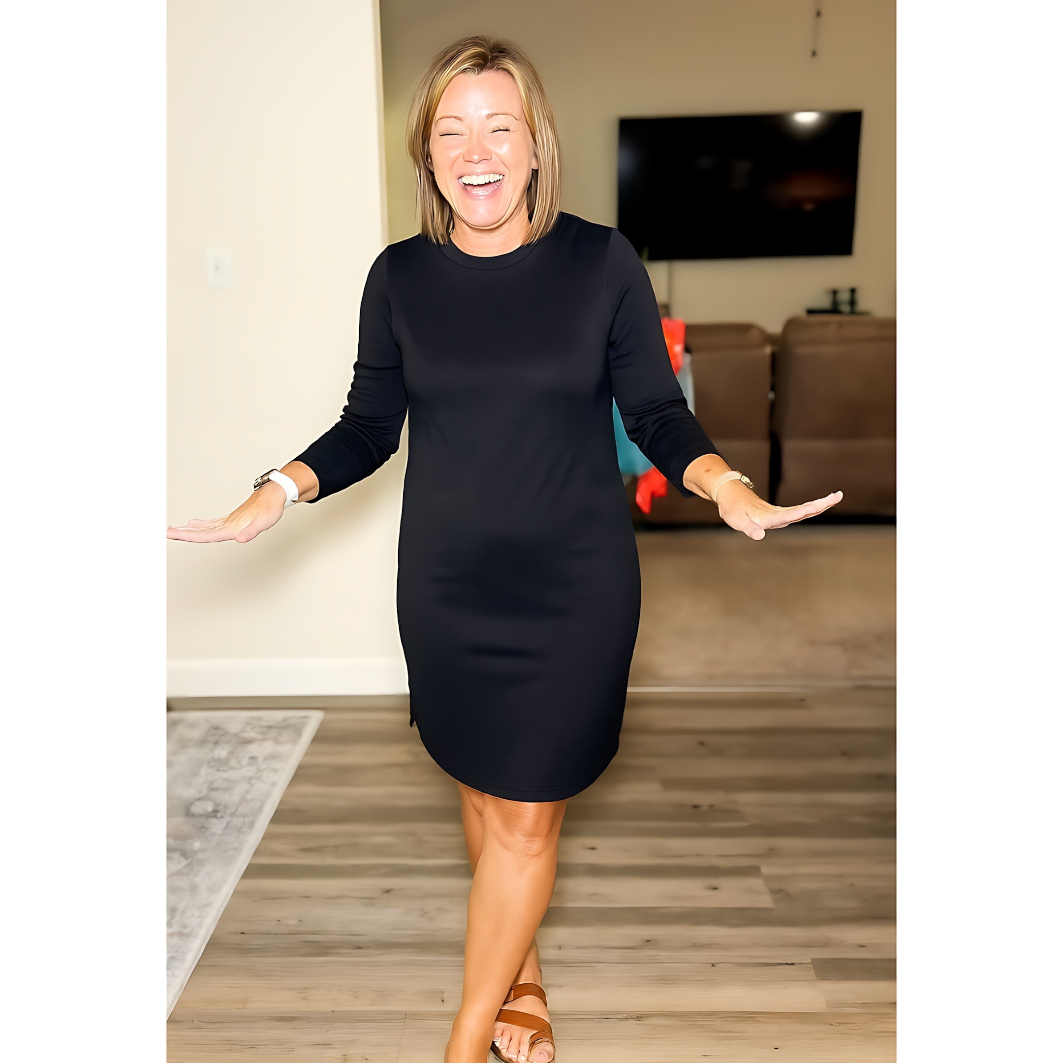 Renata – Long Sleeve Crew Neck Shift Dress