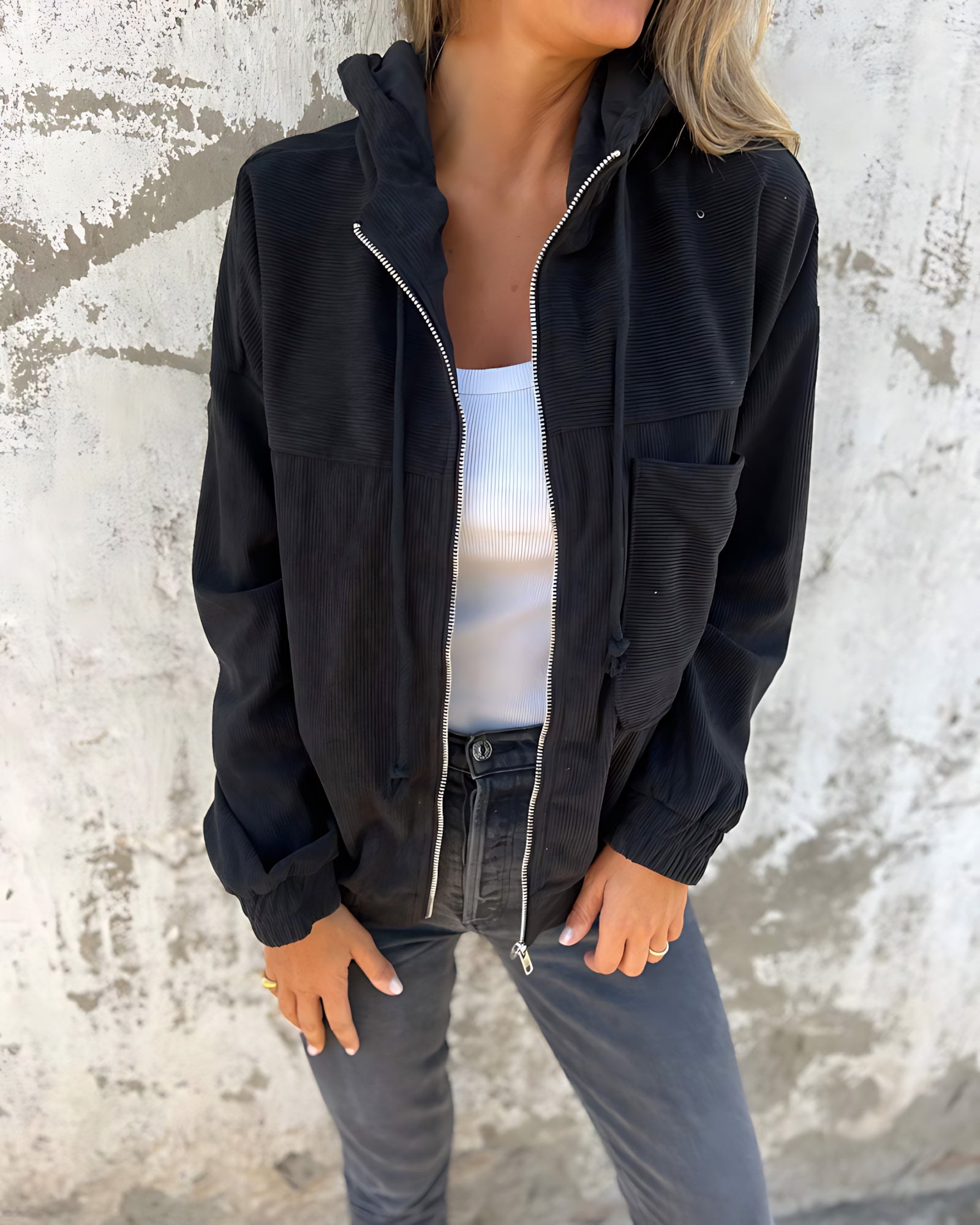 Riley – Lightweight Zip Up Jacket