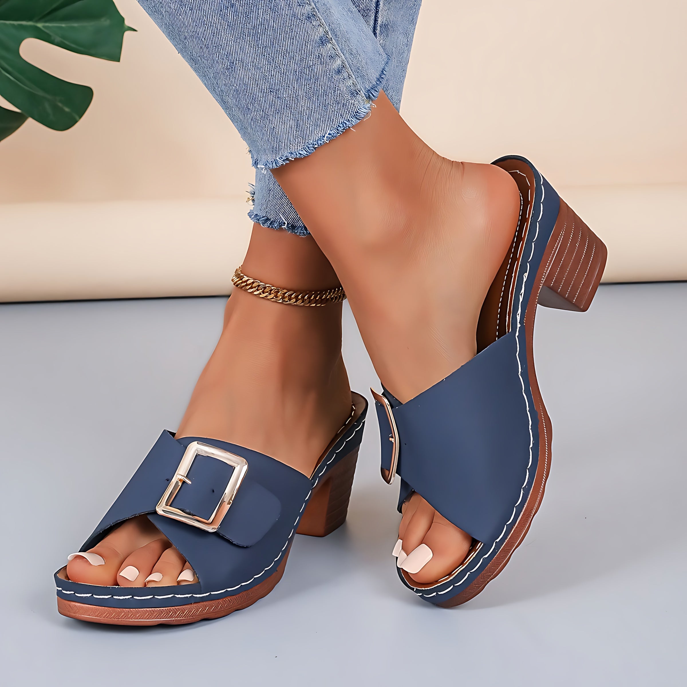 Riley – Open Toe Block Heel Mules