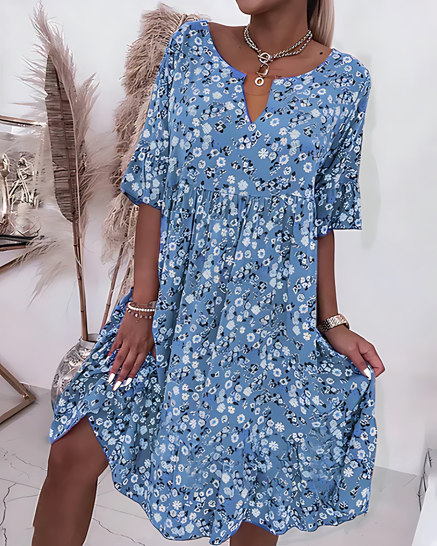 Rosalie – Ditsy Floral V Neck Ruffle Sleeve Mini Dress
