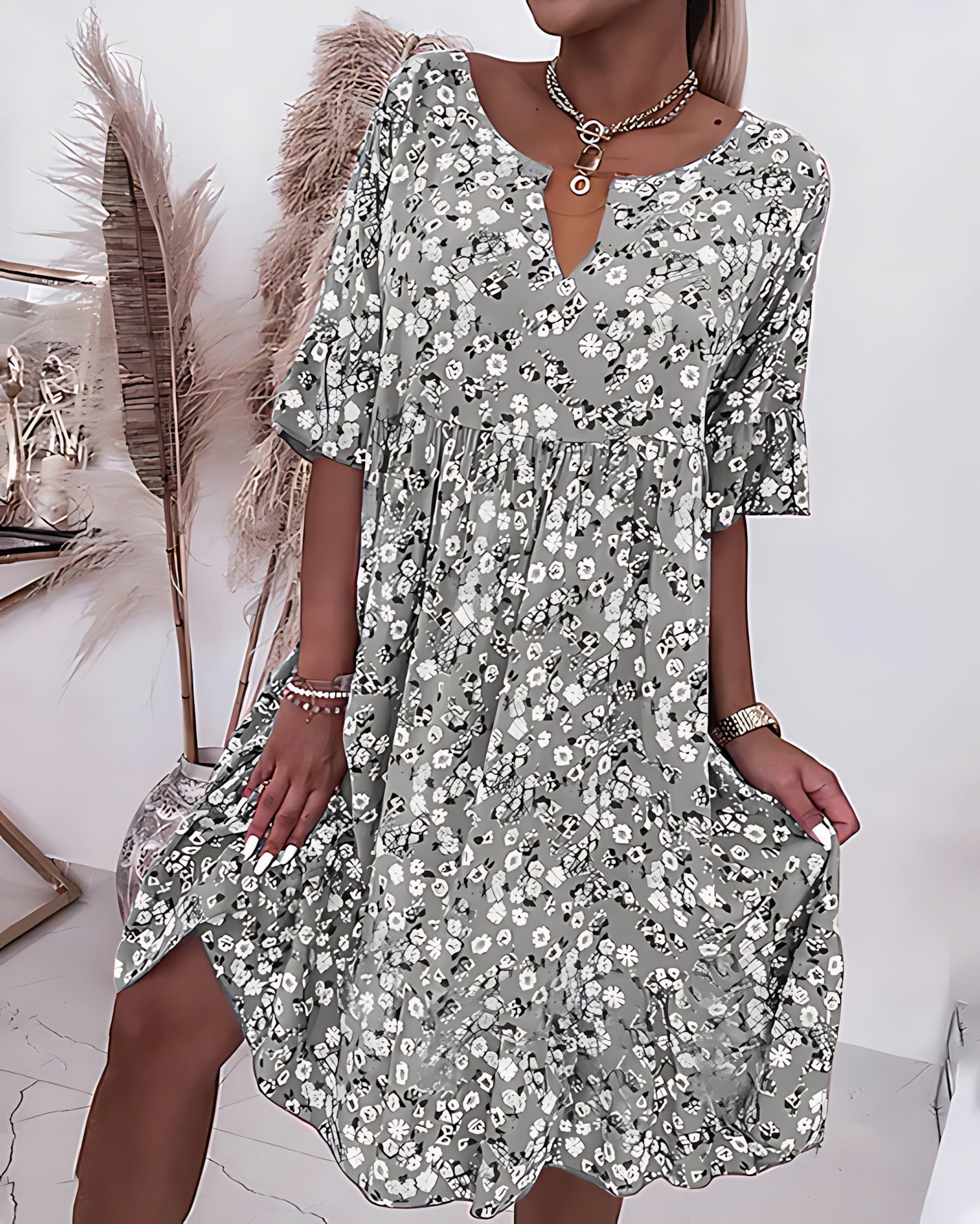 Rosalie – Ditsy Floral V Neck Ruffle Sleeve Mini Dress