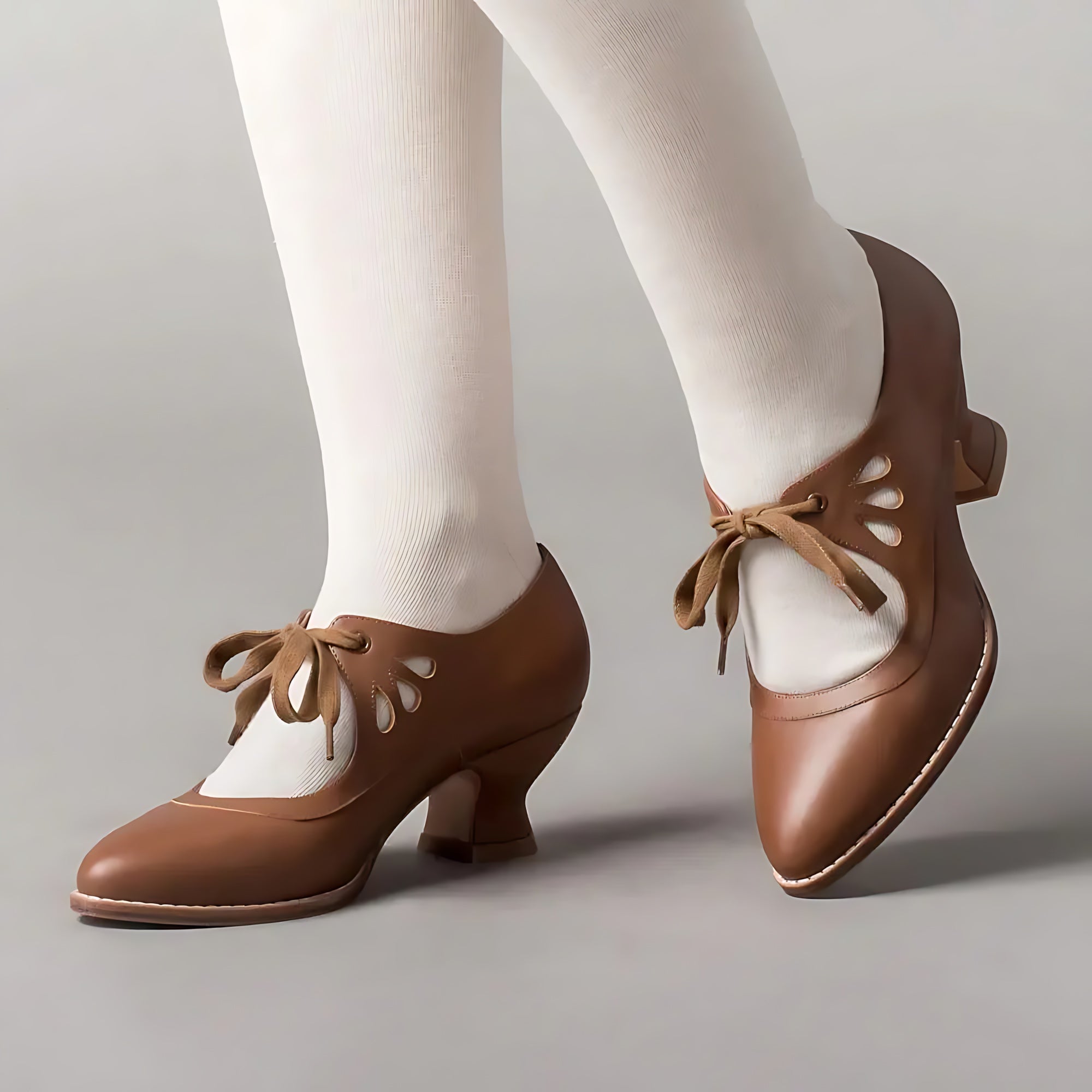 Rosalie – Pointed Toe Bow Kitten Heels