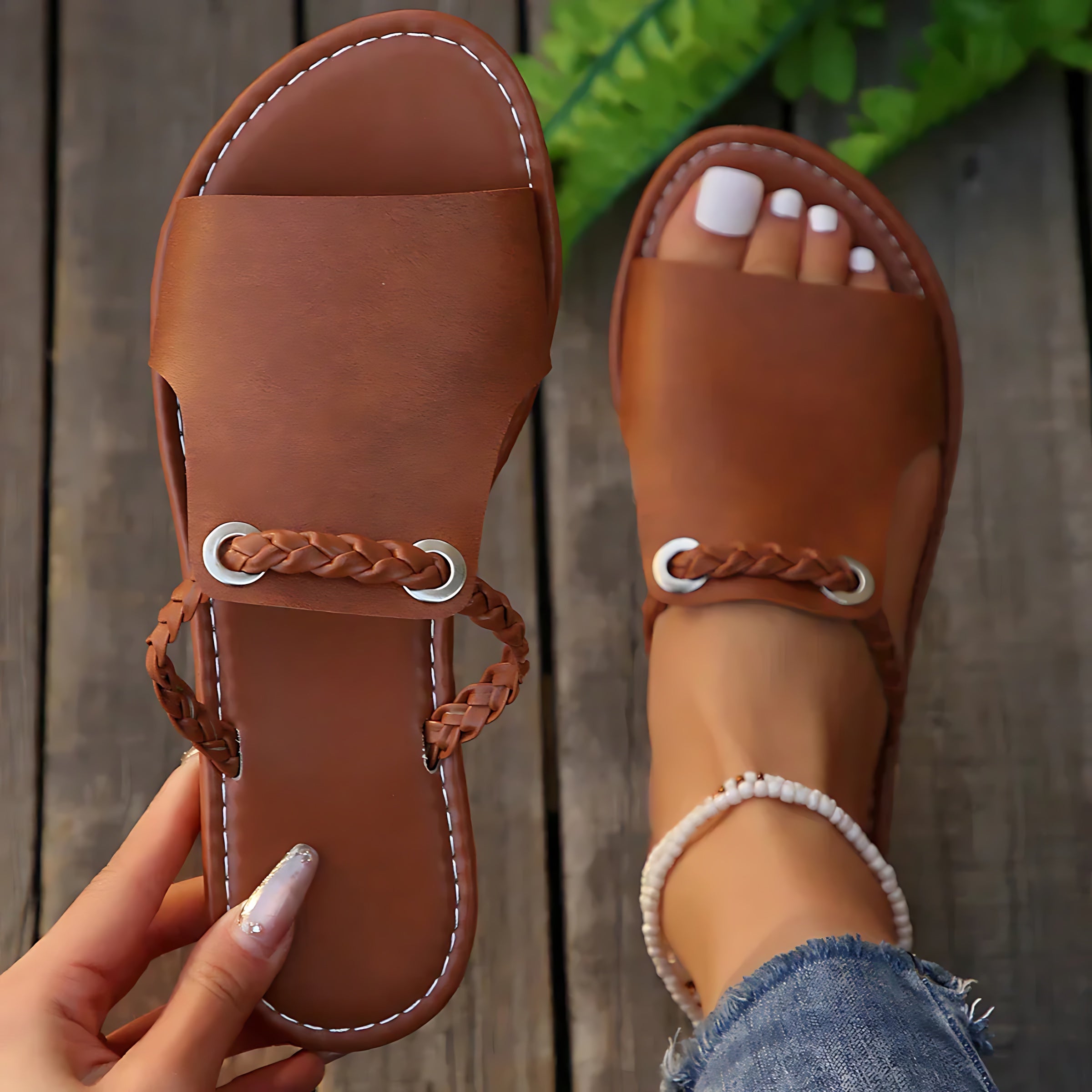 Ruby – Toe Loop Flat Slide Sandals