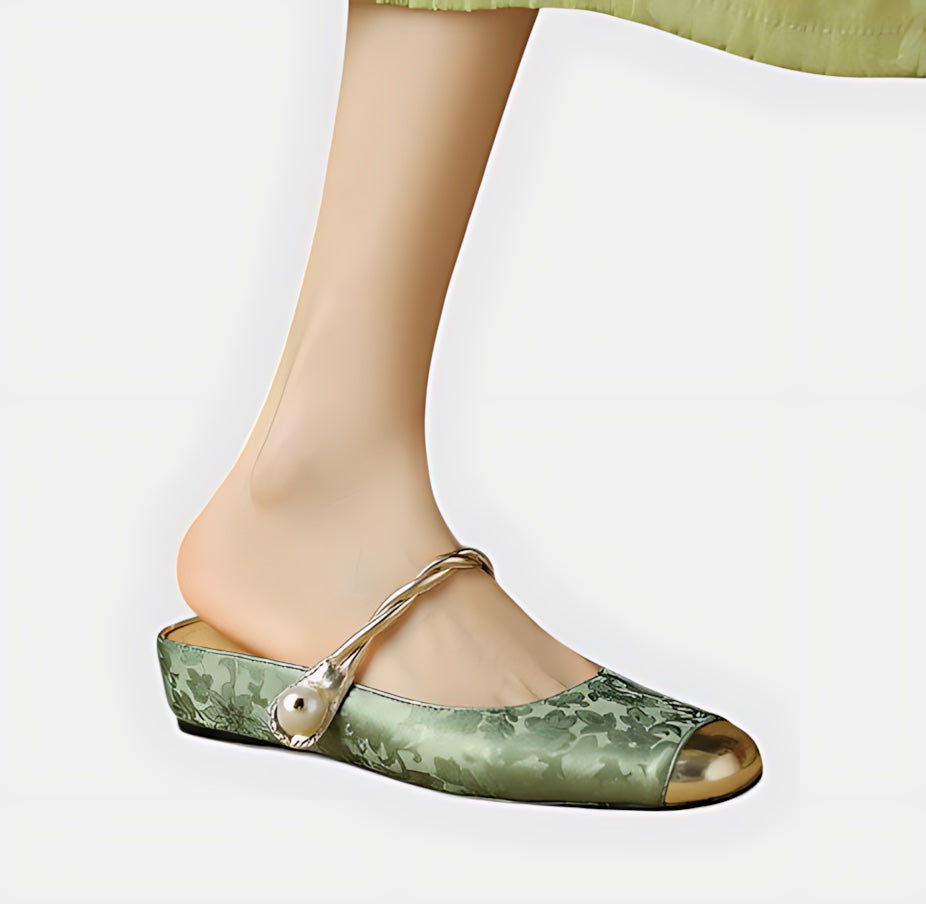 Rylee – Jacquard Cap Toe Low Heel Mary Janes