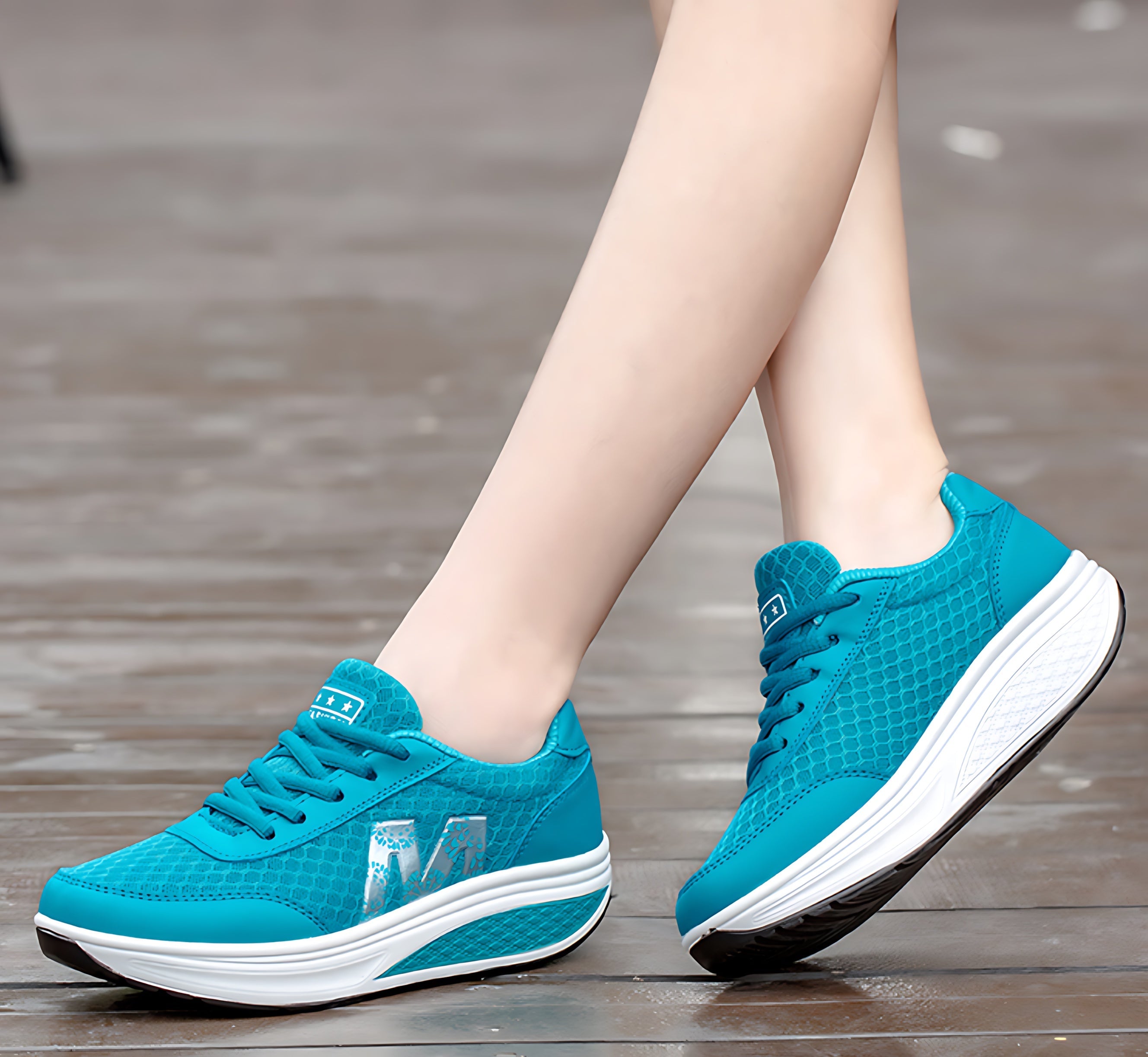 Sara – Platform Lace Up Walking Sneakers
