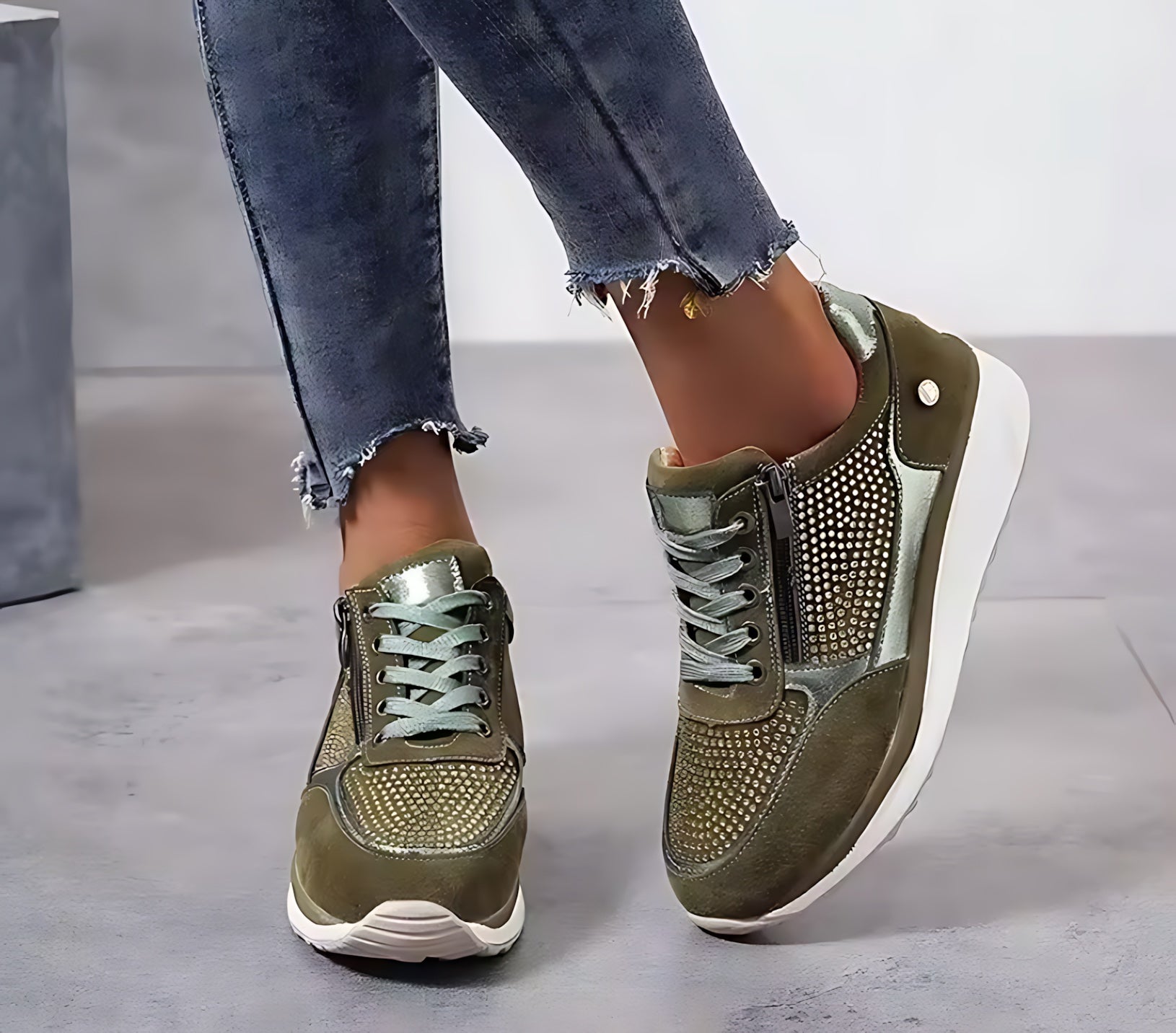 Savannah – Metallic Lace Up Wedge Sneakers