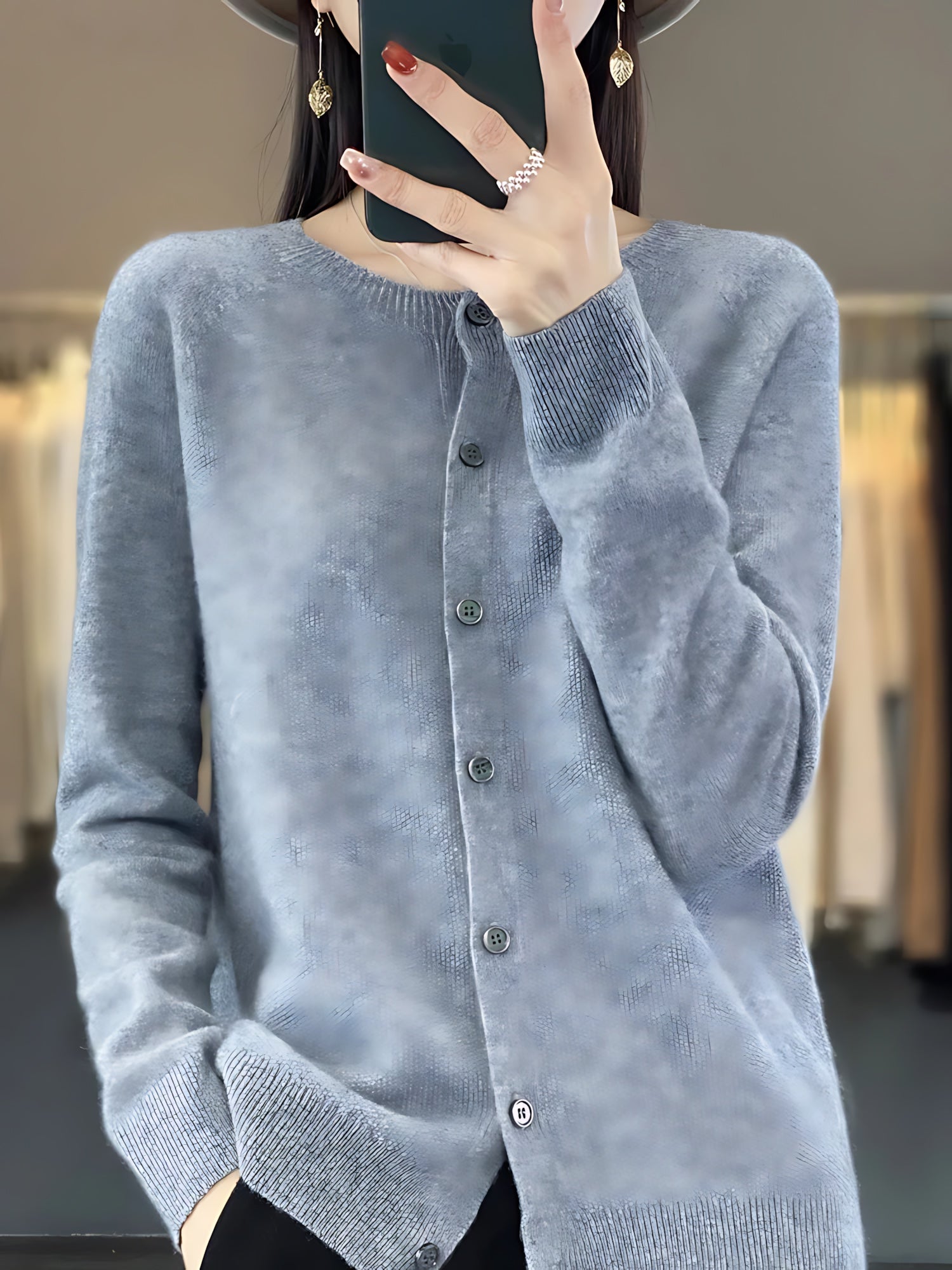Victoria – Button Up Crew Neck Knit Cardigan