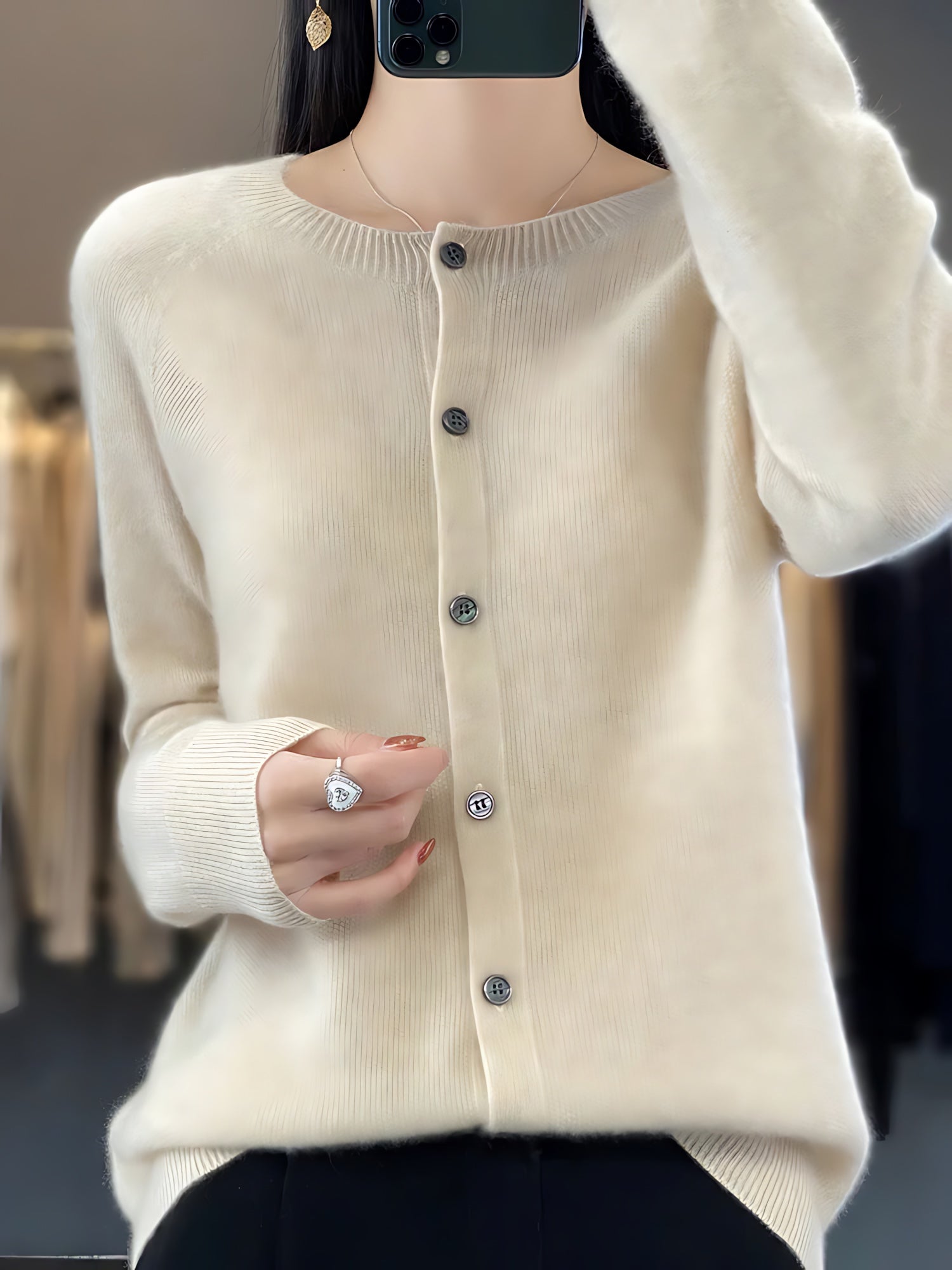 Victoria – Button Up Crew Neck Knit Cardigan