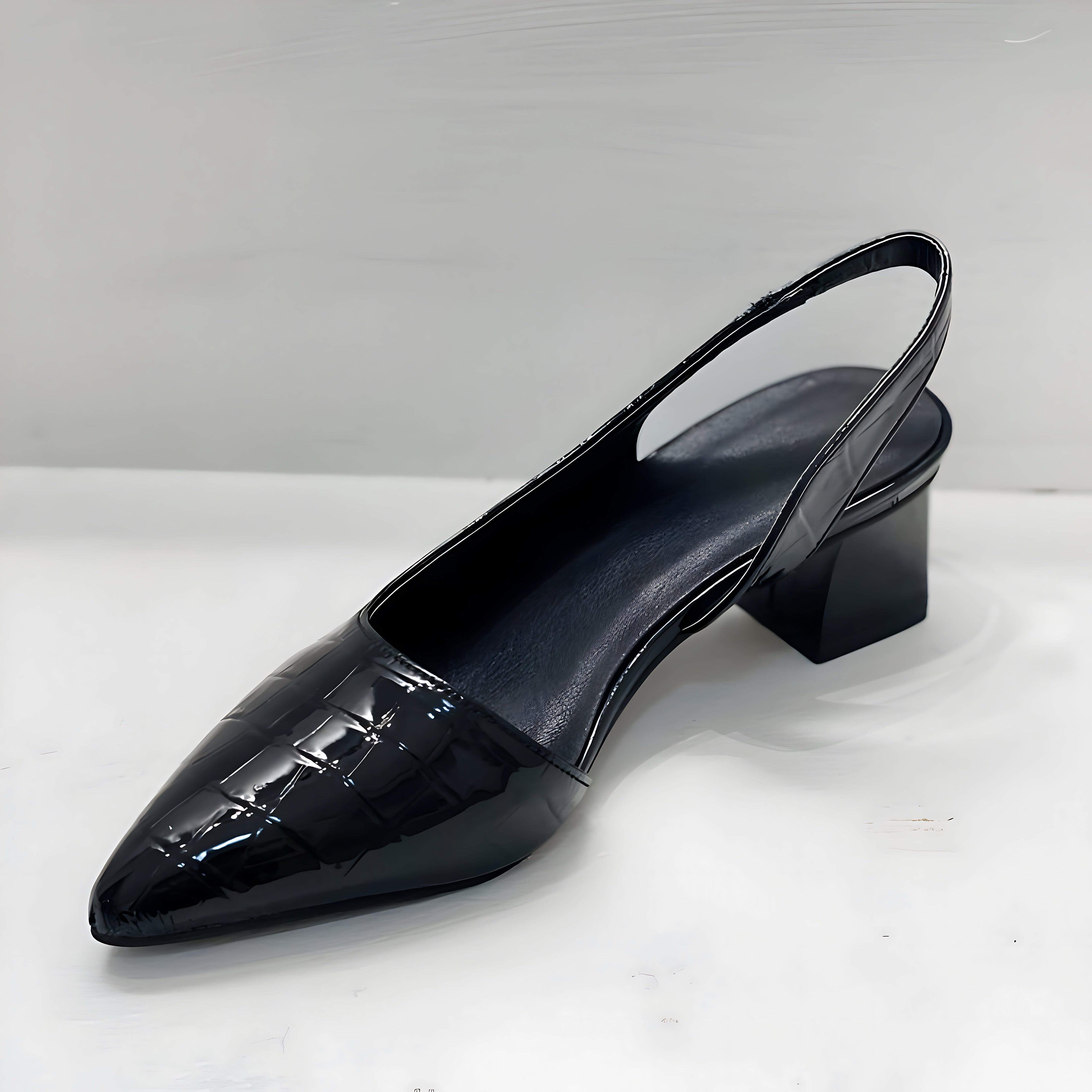 Vivian – Croc Embossed Slingback Block Heels